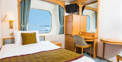 cabin cruise