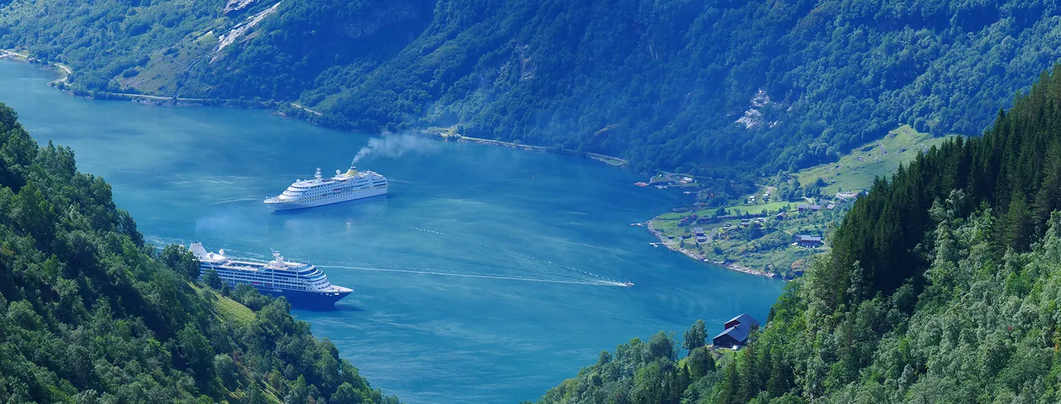cruise vaction banner