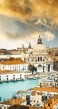 similar-blogs-From the U.S. to Venice